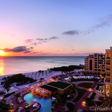 Hotel The Ritz-Carlton, Aruba Palm Beach Exterior foto