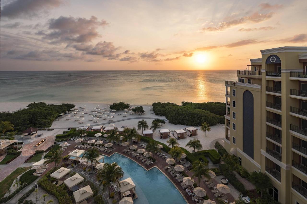 Hotel The Ritz-Carlton, Aruba Palm Beach Exterior foto