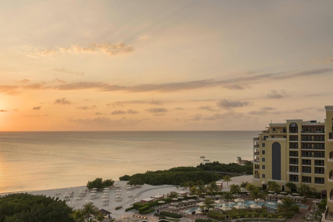 Hotel The Ritz-Carlton, Aruba Palm Beach Exterior foto