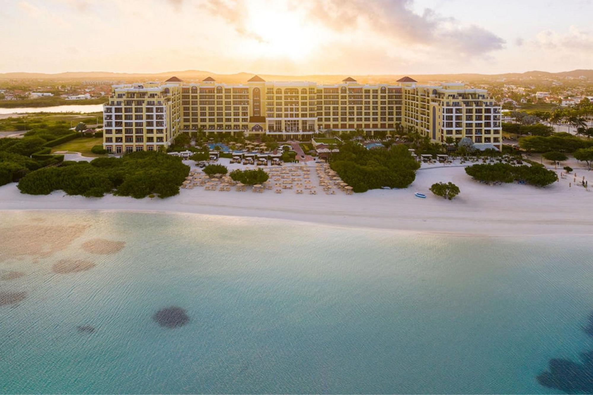 Hotel The Ritz-Carlton, Aruba Palm Beach Exterior foto